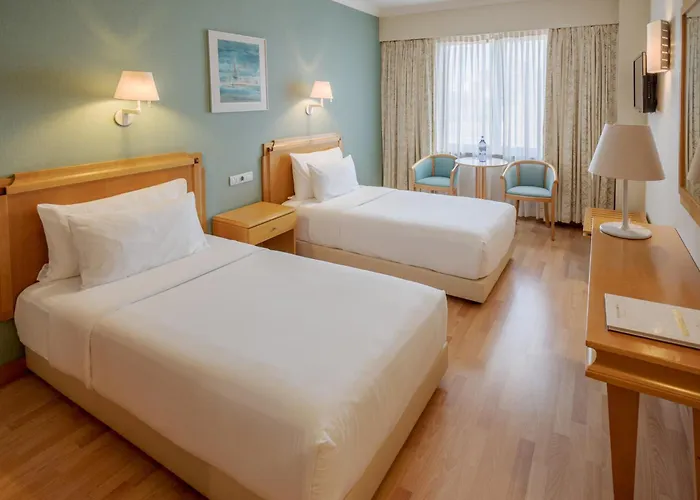 Sana Metropolitan Hotel 4*