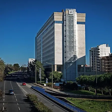 Sana Metropolitan Отель