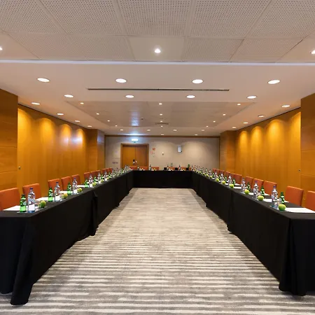 Отель Sana Metropolitan